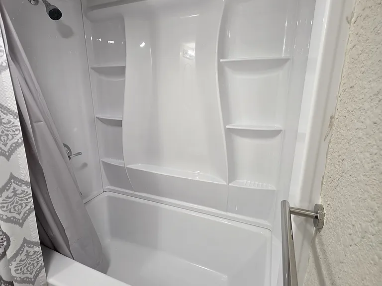325 S Saunders St #1 — Photo 14