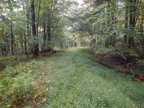 3rd image of Flanders Hill Rd