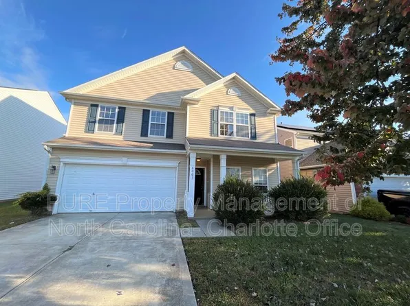 4803 Sunburst Ln, Charlotte, NC 28213