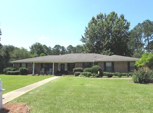 1116 Juniper Dr, Columbia, MS 39429
