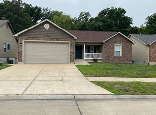 1373 Farnman Dr, Herculaneum, MO 63048