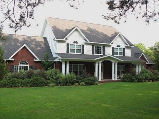 1st image of 120 Big Horn Dr