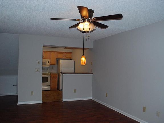 4th image of 968 Saint Andrews Reach