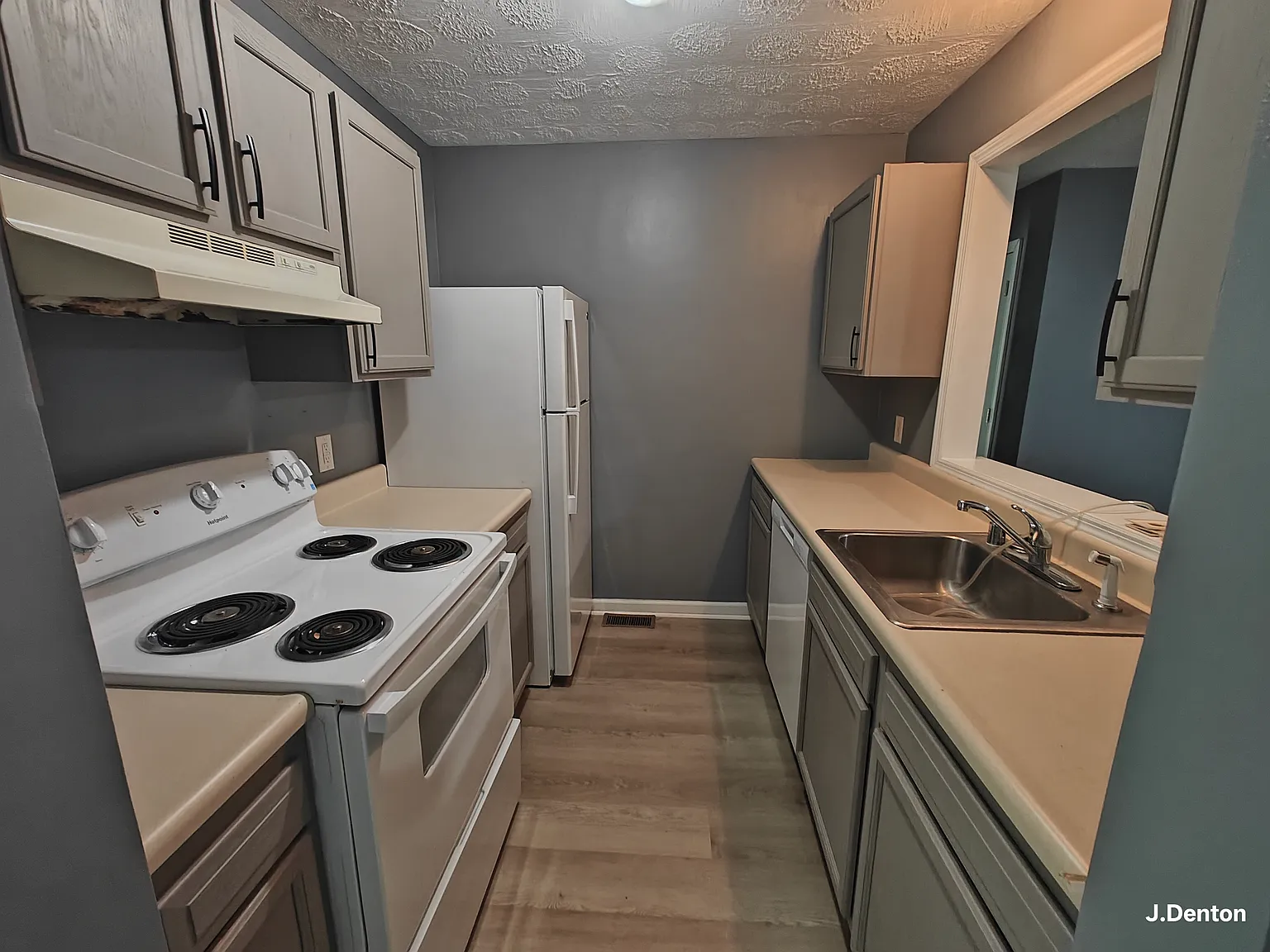 2 bed, 995 sqft, $1,100 — Photo 4