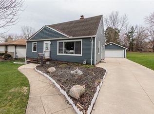 3443 Dentzler Rd, Parma, OH 44134