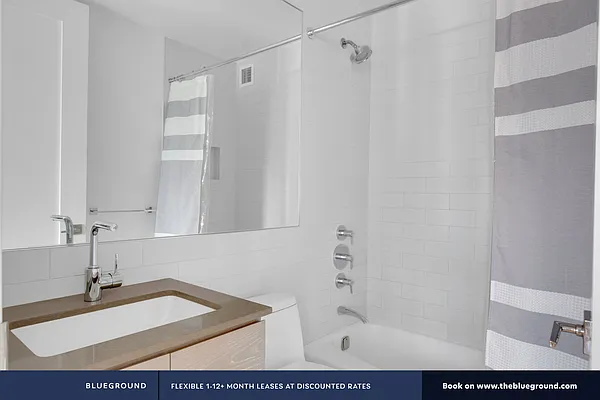 Rented by The Blueground | media 53