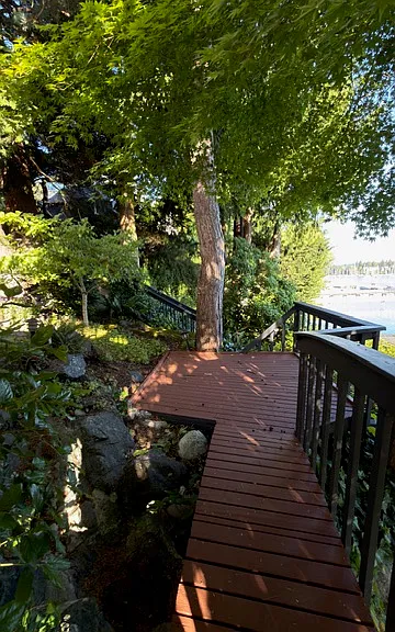 Private deck
