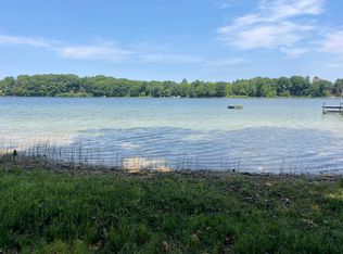 W Hansen Rd, Scottville, MI 49454