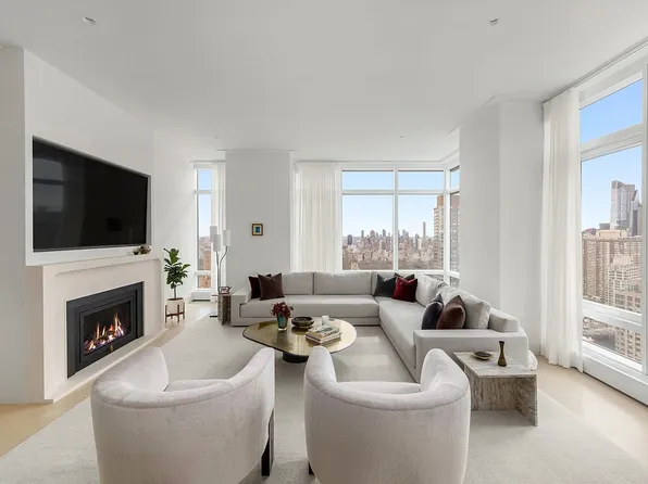 200 Amsterdam Ave APT 40A, New York, NY 10023