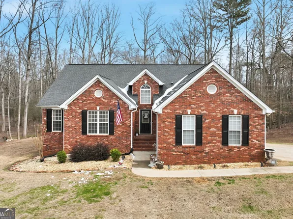 256 Jacob Dr, Hoschton, GA 30548