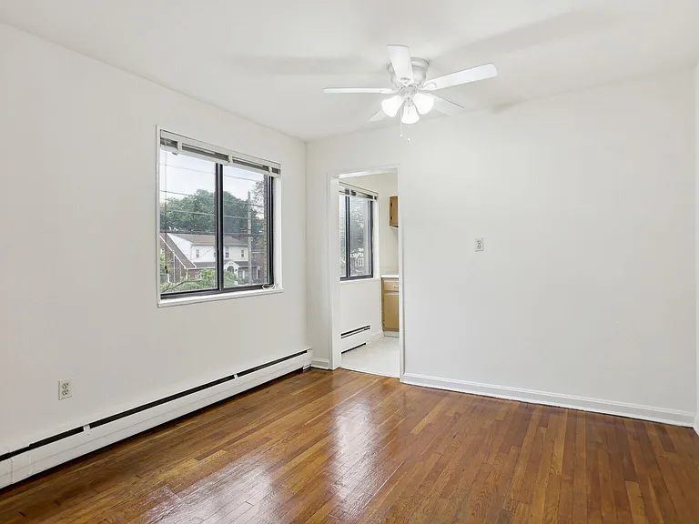 8212 Flower Ave — Photo 10