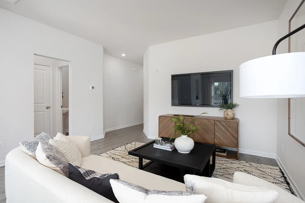 3 bed, 2.5 bath, 1416 sqft, $1,750 — Photo 2
