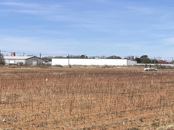 2nd image of NE 7th St