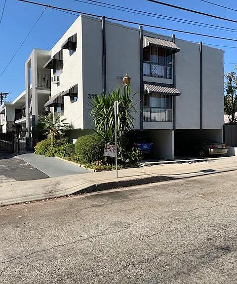315 W Palmer Ave #3 — Photo 1