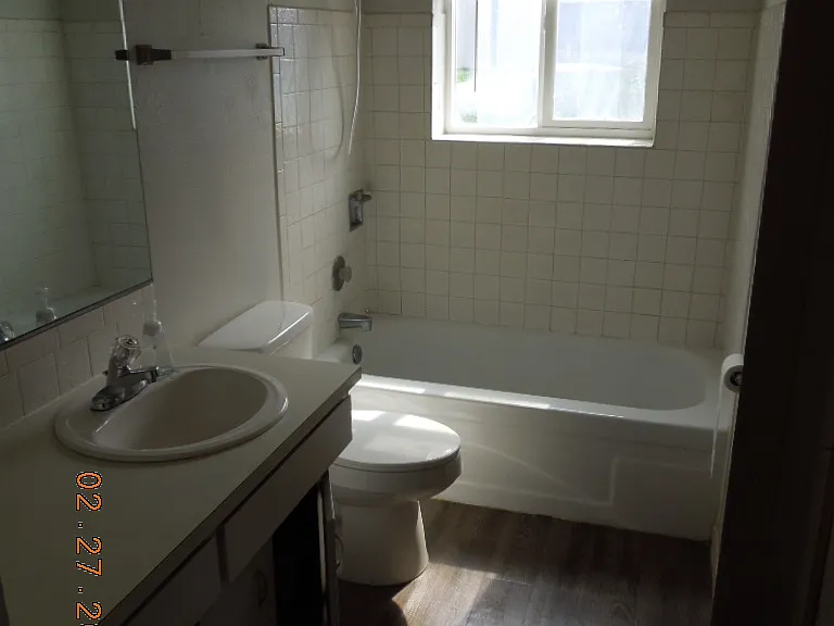 1718 E Crown Ave — Photo 6