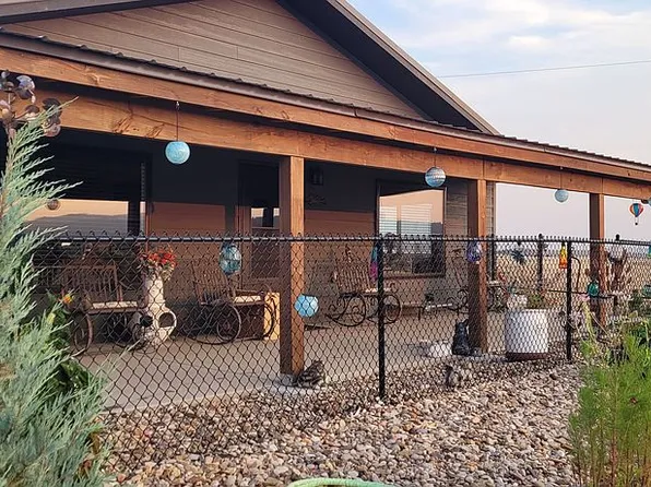 27580 Watts Ln, Hot Springs, SD 57747