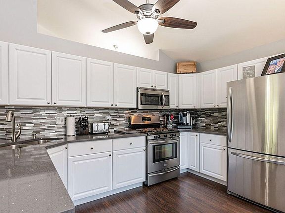 4th image of 1716 Courtwright Dr