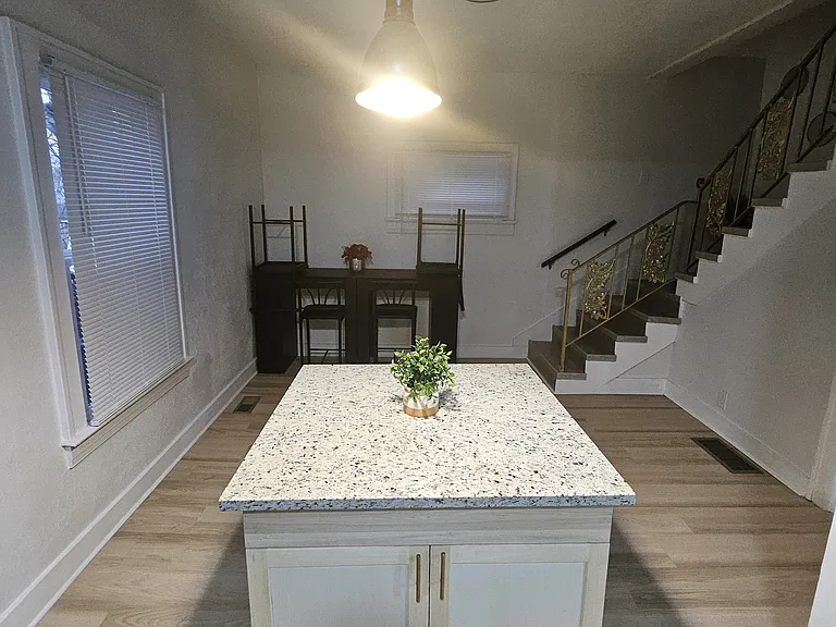 2633 Grand Ave — Photo 21