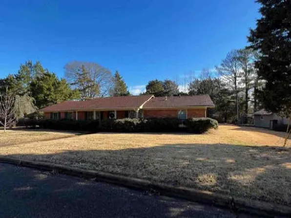 108 Vinewood Cir, Tupelo, MS 38801