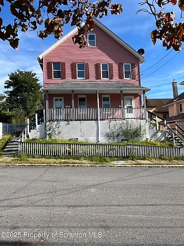 2122 Belmont Ter Photo 1