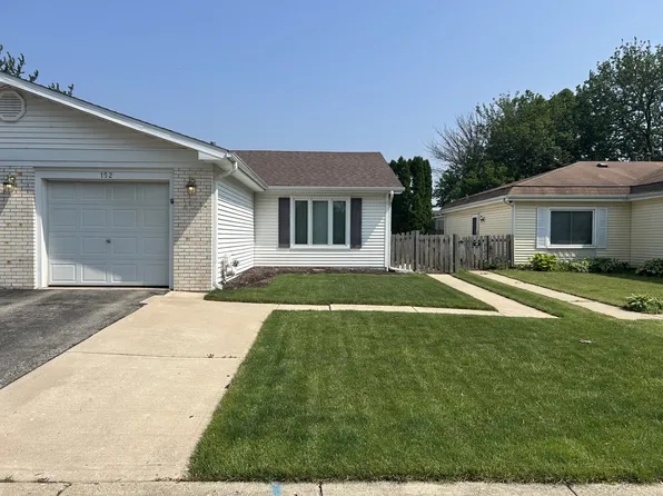 152 Golden Dr, Glendale Heights, IL 60139