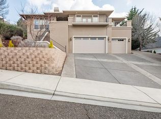 4458 Innsbruck Rdg, Medford, OR 97504