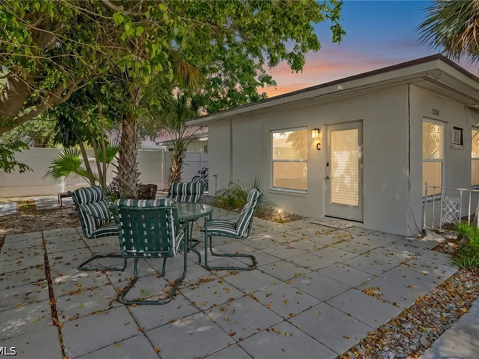 5226 Coronado Pkwy #C