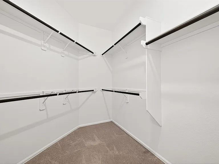 22215 Scarlino Dr — Photo 34