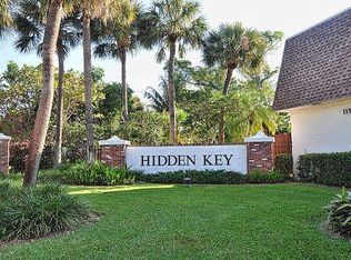 11518 Landing Pl APT D1, Palm Beach Gardens, FL 33408