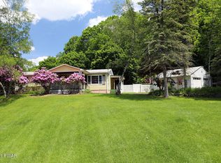 4008 Hancock Hwy, Equinunk, PA 18417