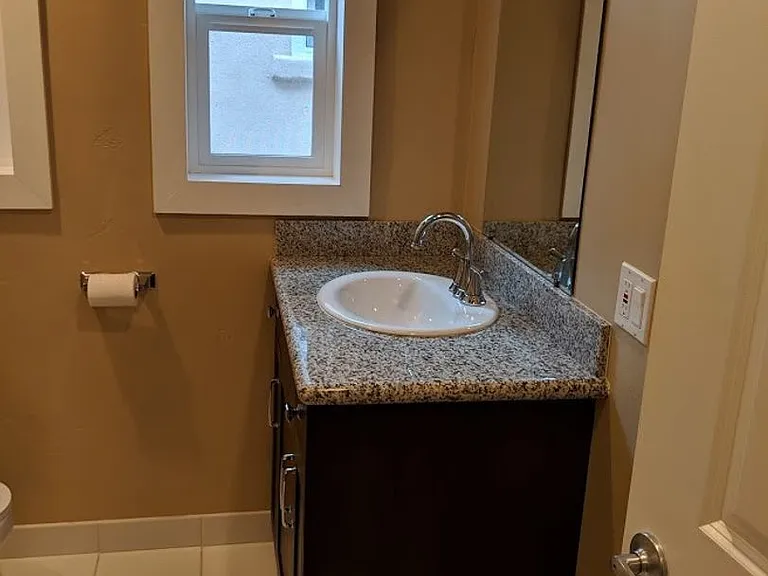 694 & 696 Church St — Photo 12