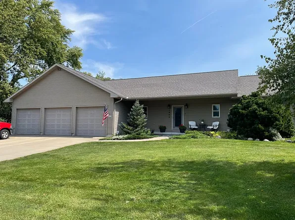 1906 Avenue D, Sterling, IL 61081