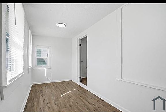 5th image of 451 Long Branch Blvd #451