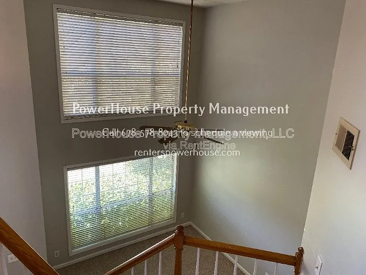 605 Suwanee Lakes Cir — Photo 28