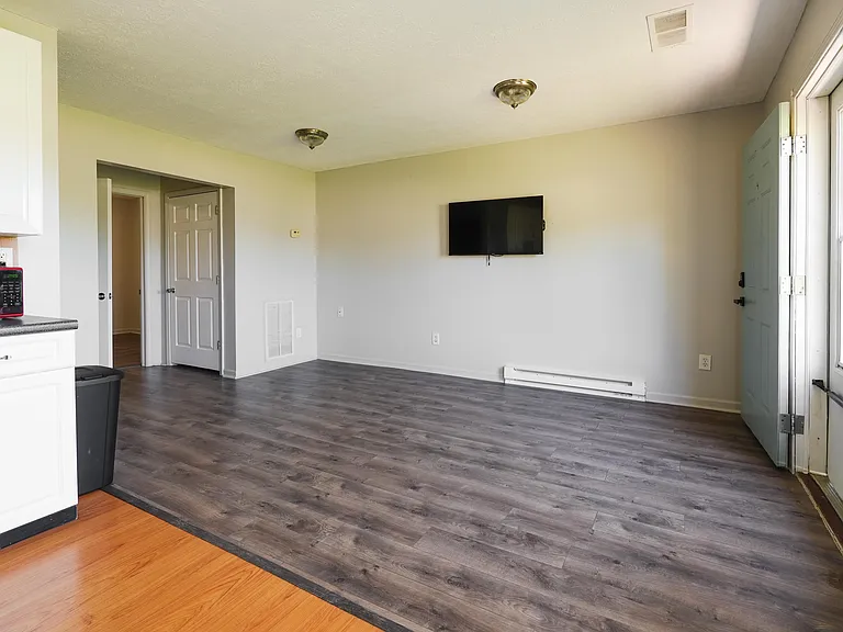 830 Palmetto Loop #4 — Photo 8