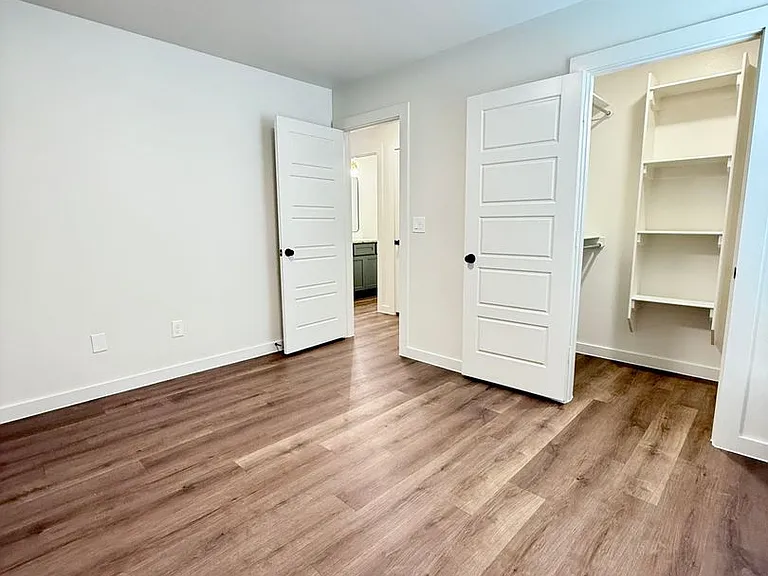 2143 Langford Ave — Photo 19