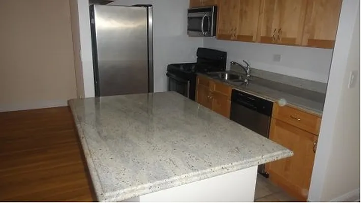 Rented by Hudson Park NY LLC | media 25