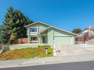 255 Woodridge Dr, Vallejo, CA 94591