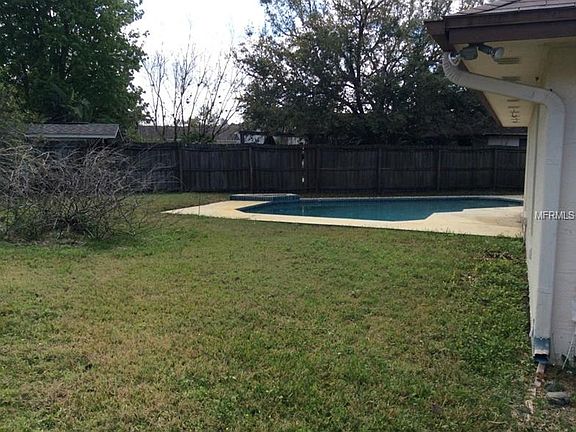 4th image of 521 S Deerwood Ave