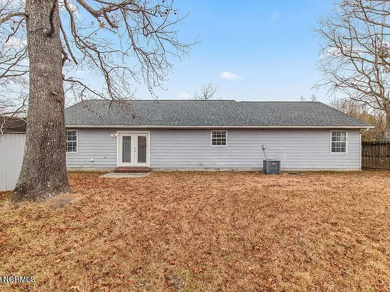 424 Singletree Dr — Photo 30
