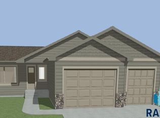 804 Sarah Cir, Garretson, SD 57030