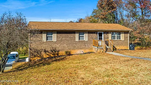 225 Penn Dr #B Photo 1 225 Penn Dr #B Photo 1
