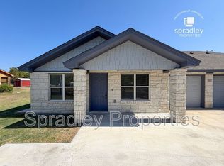 502A N 3rd St, Nolanville, TX 76559