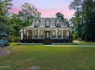 108 Canvasback Point, Hampstead, NC 28443