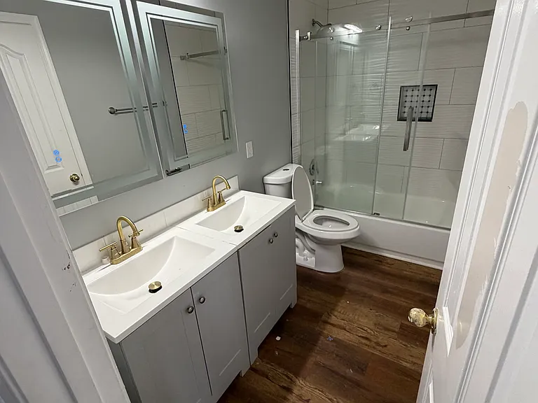 Cedarhollow Ln — Photo 2