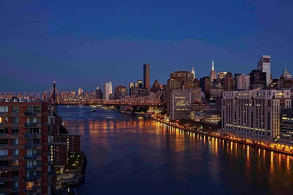 Rented by Manhattan Park | media 17