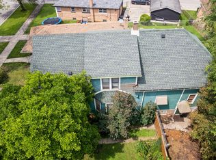 10113 S Winston Ave, Chicago, IL 60643