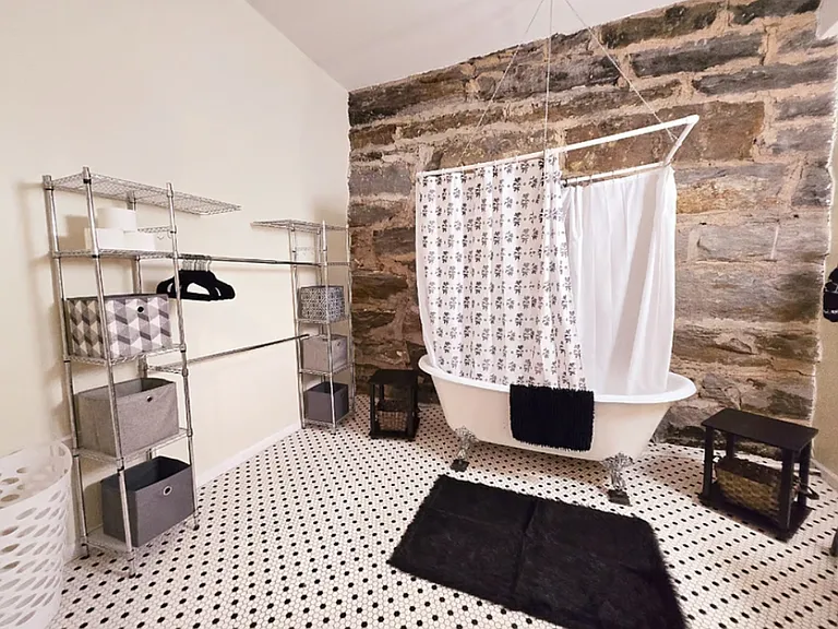 1009 Jefferson St #B1 — Photo 13