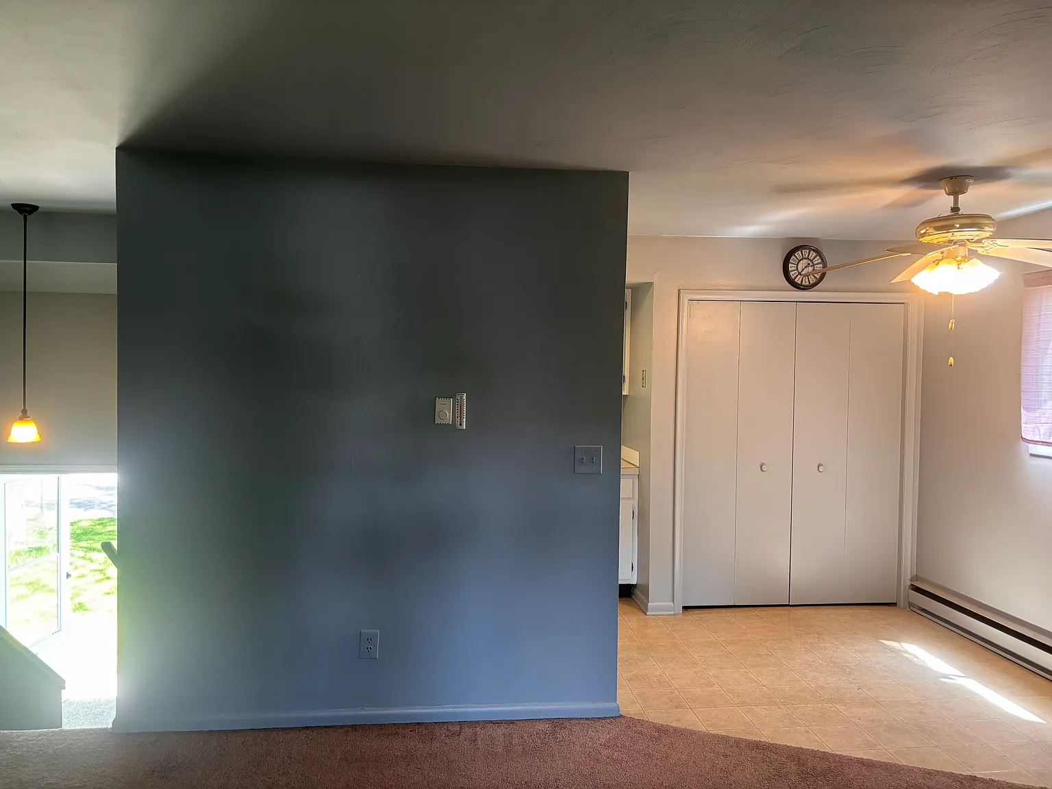 2 bed, 950 sqft, $995 — Photo 2