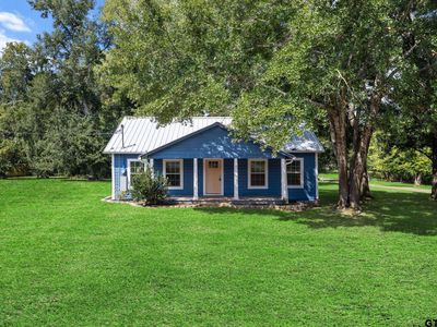 607 E Duval St, Troup, TX, 75789